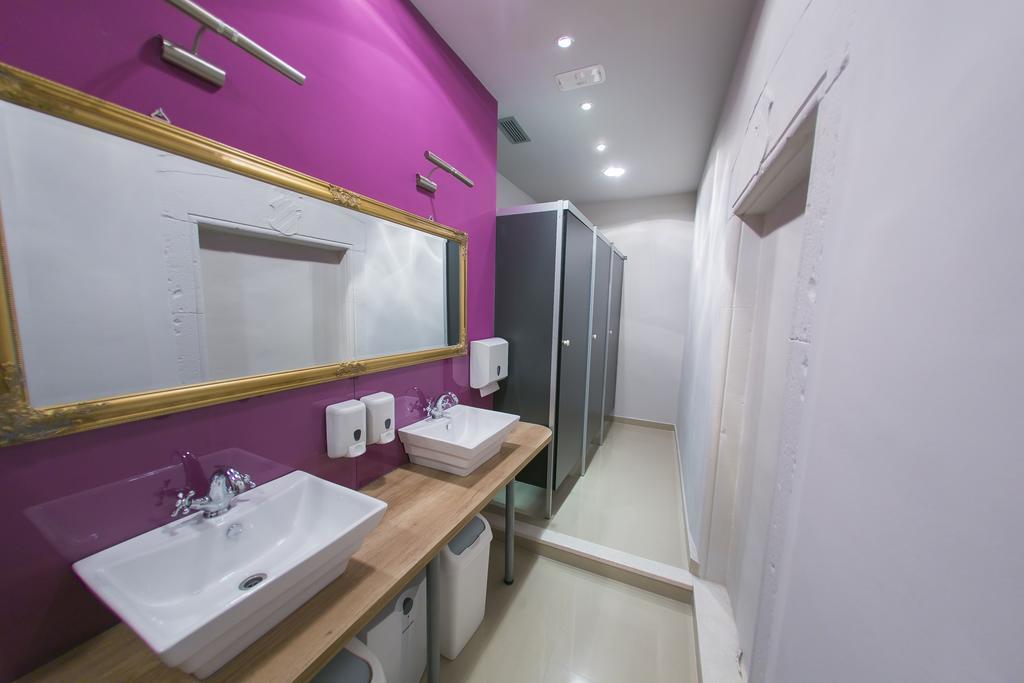 City Hostel Trogir Exterior foto